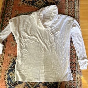 Beyond yoga sweatshirt size XS white